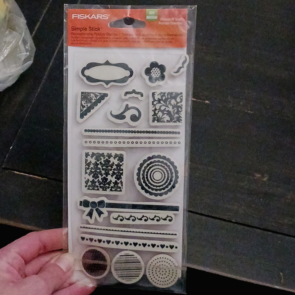 🔹️Fiskars Simple Stick Rubber Stamps